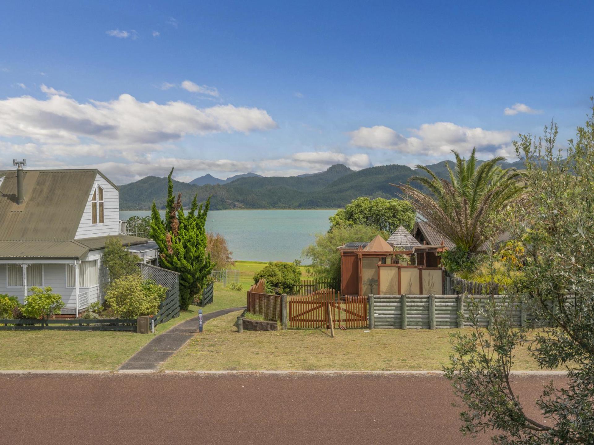 15 Sheppard Ave, Pauanui