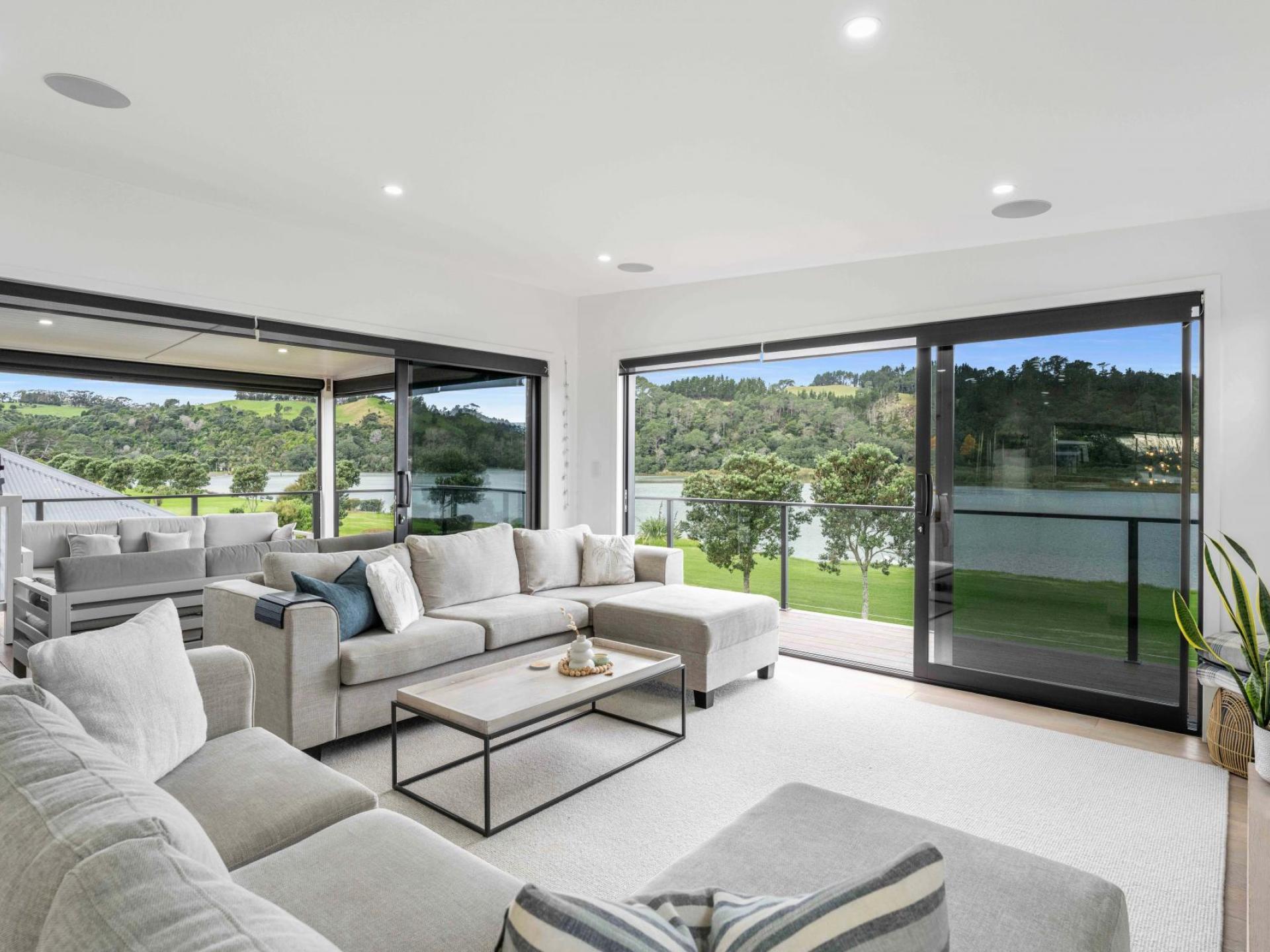 18 Admiral Drive, Cooks Beach