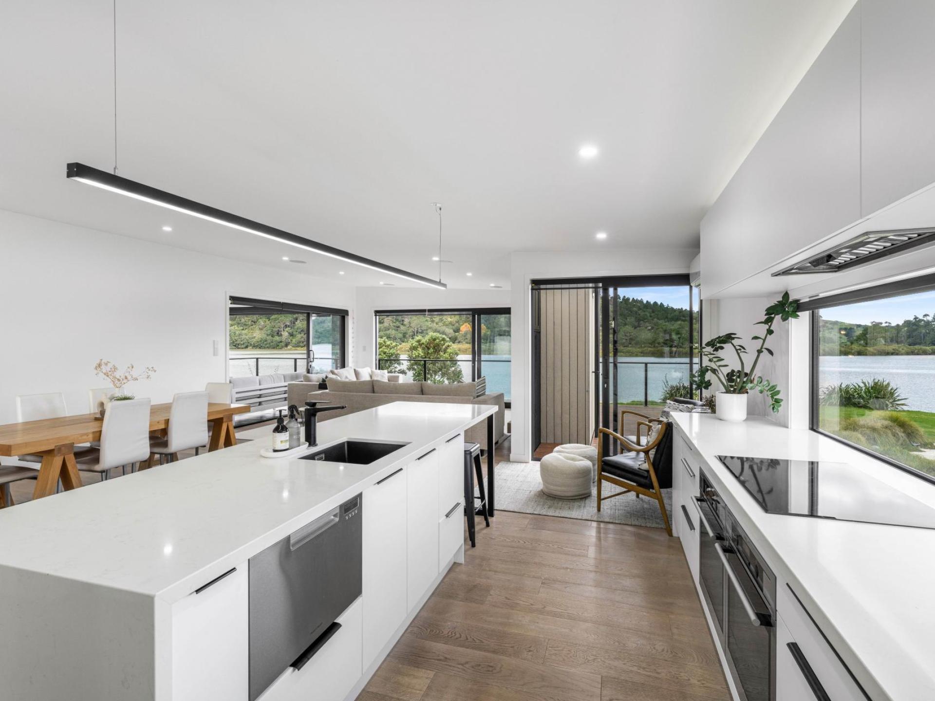 18 Admiral Drive, Cooks Beach