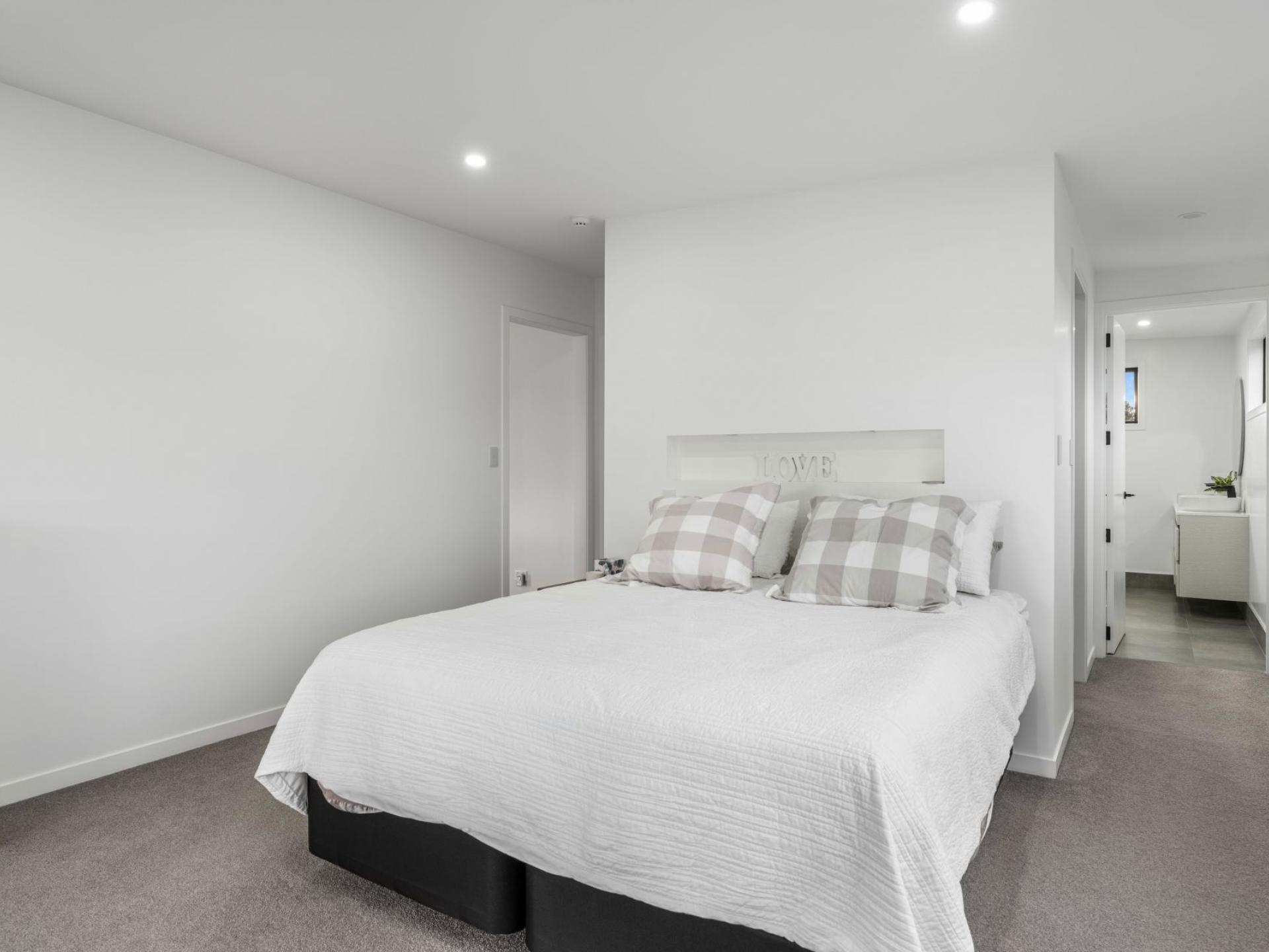 18 Admiral Drive, Cooks Beach
