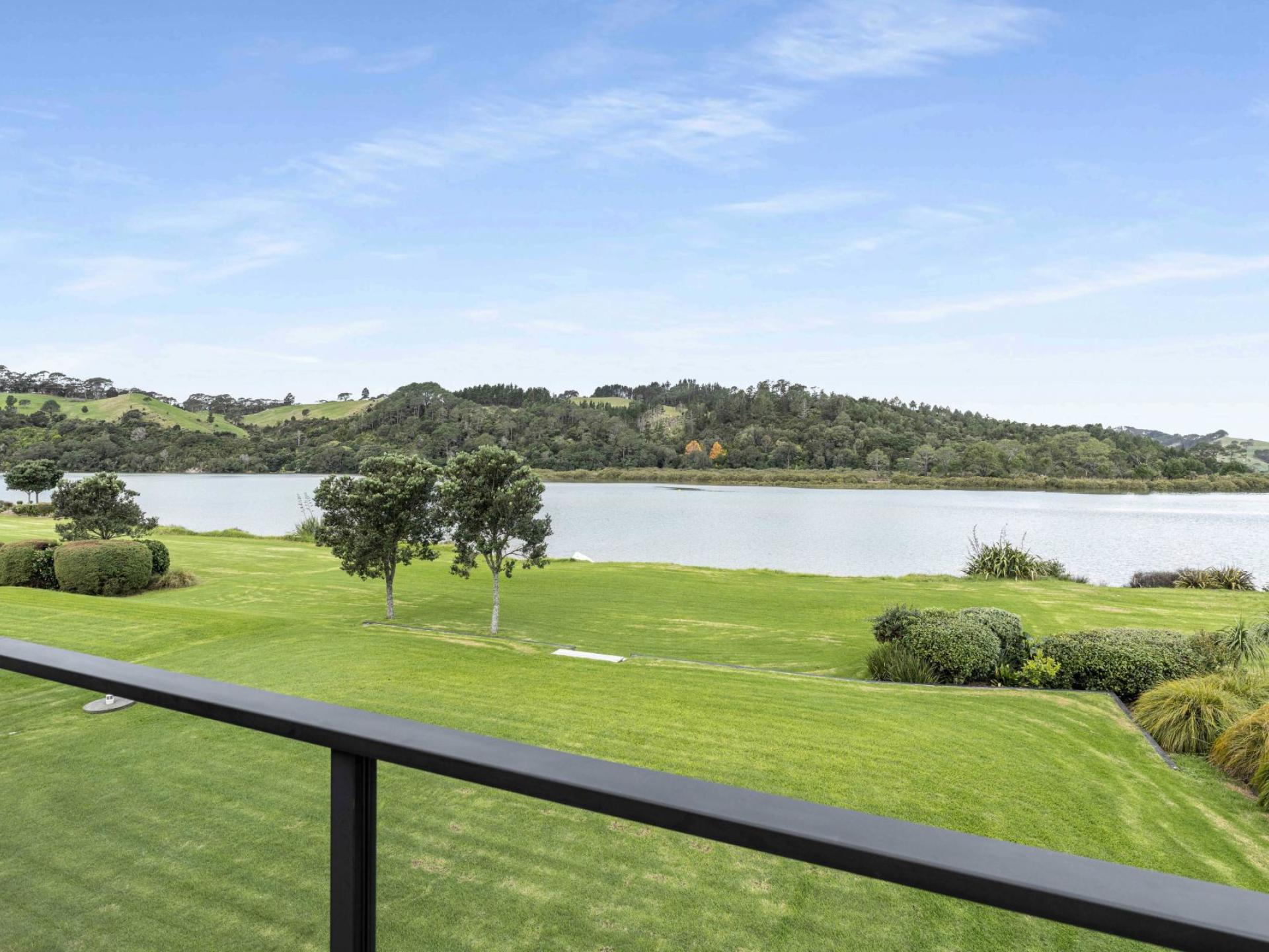 18 Admiral Drive, Cooks Beach