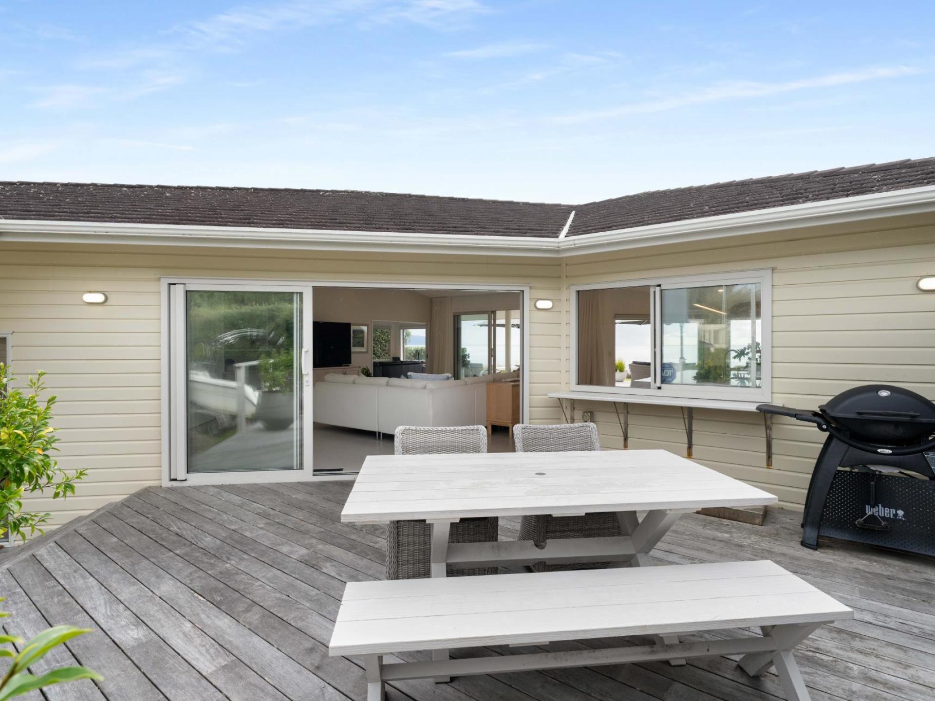 220 Kenwood Drive, Matarangi