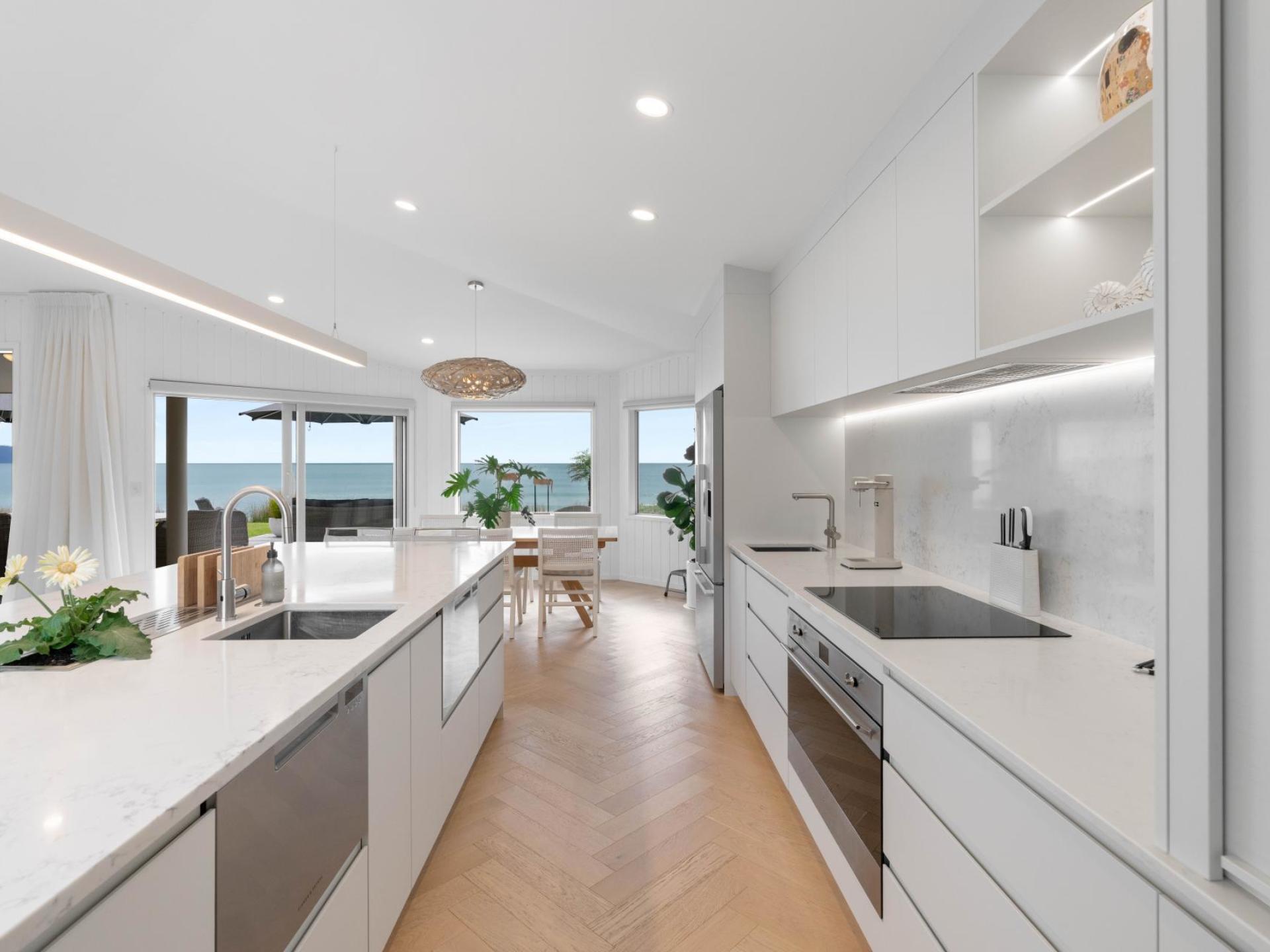 220 Kenwood Drive, Matarangi