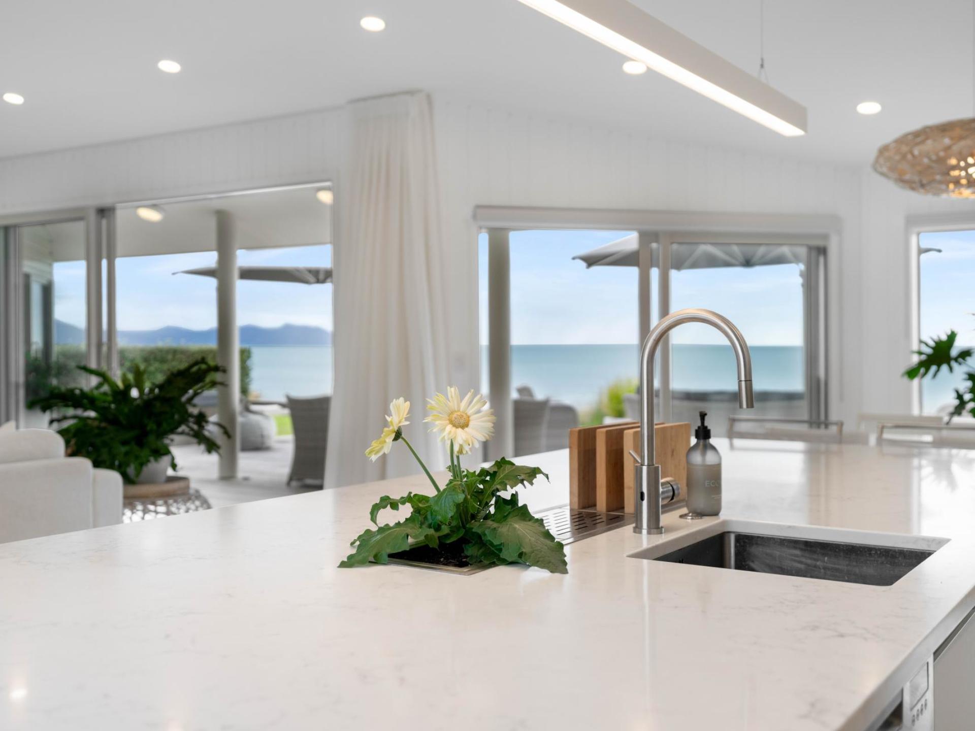 220 Kenwood Drive, Matarangi
