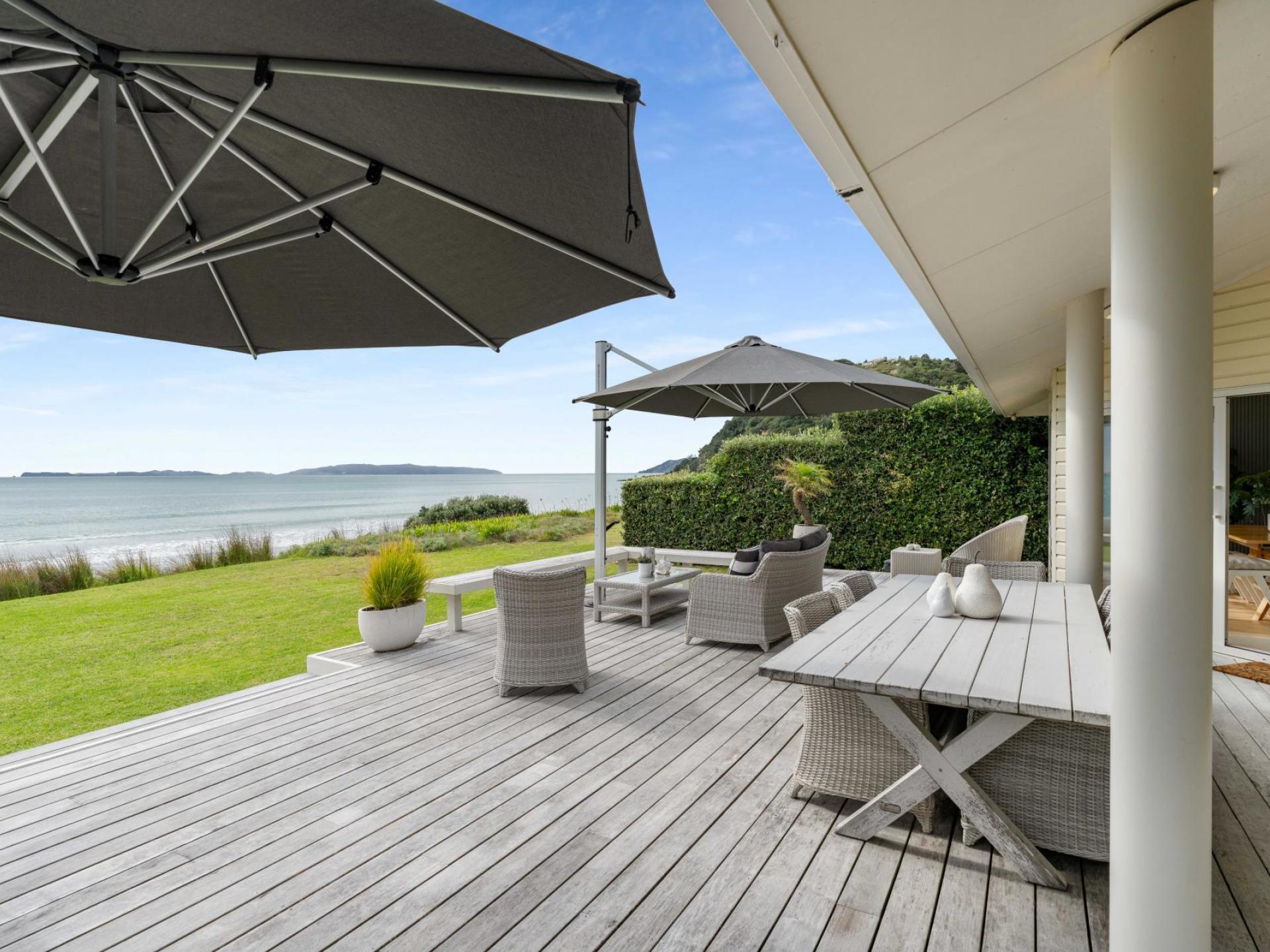 220 Kenwood Drive, Matarangi
