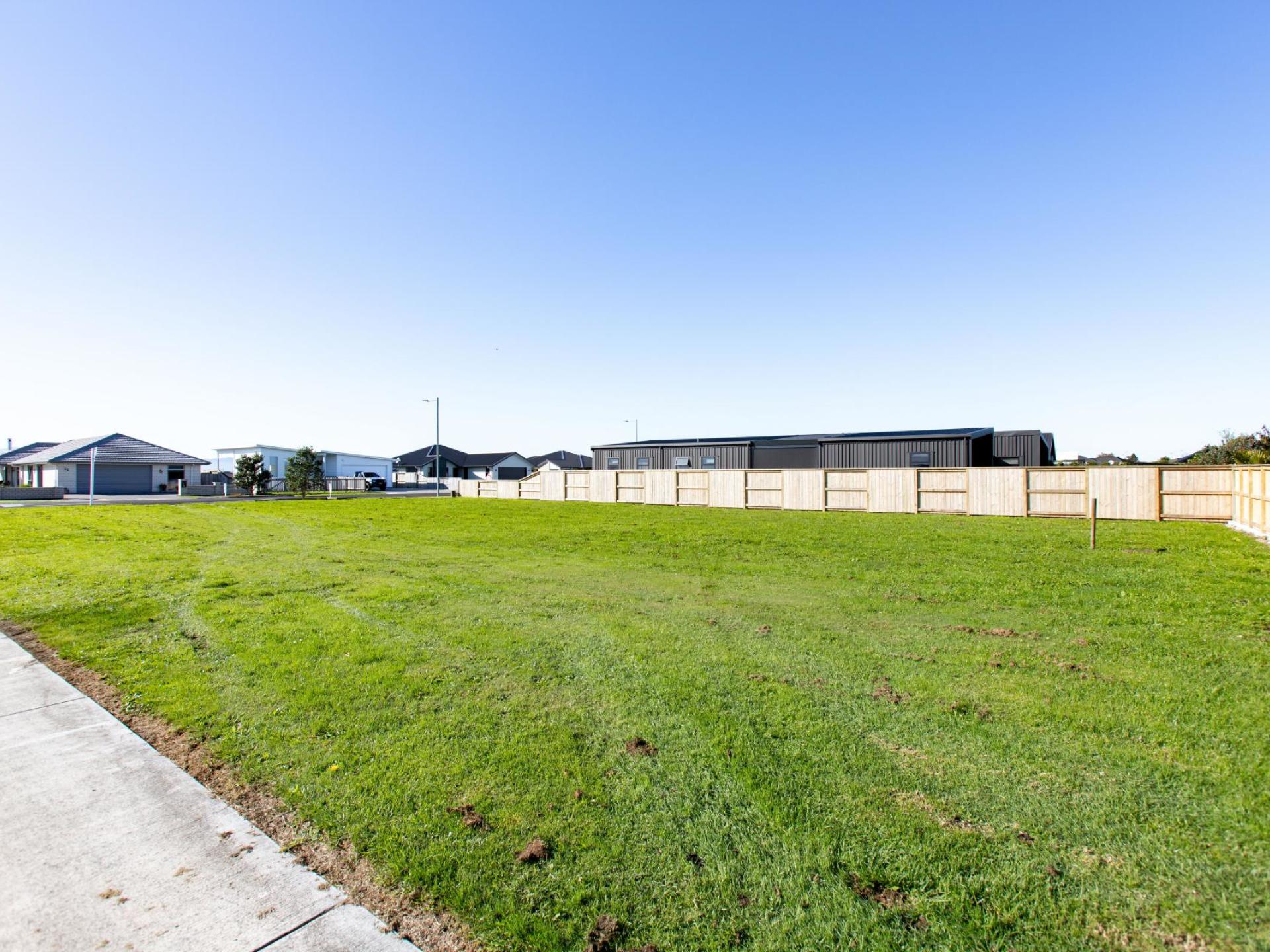 25 McWatters Drive, Ngatea
