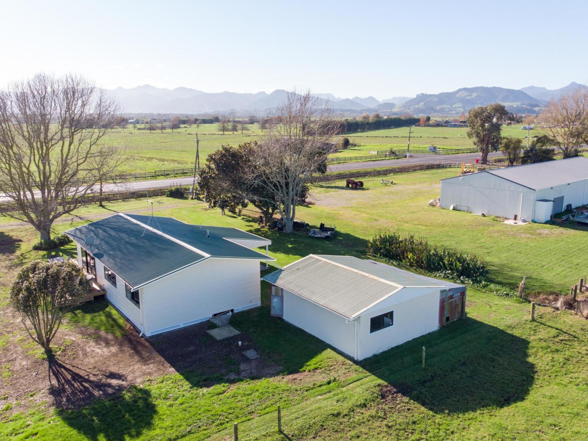 2080 State Highway 25, Orongo
