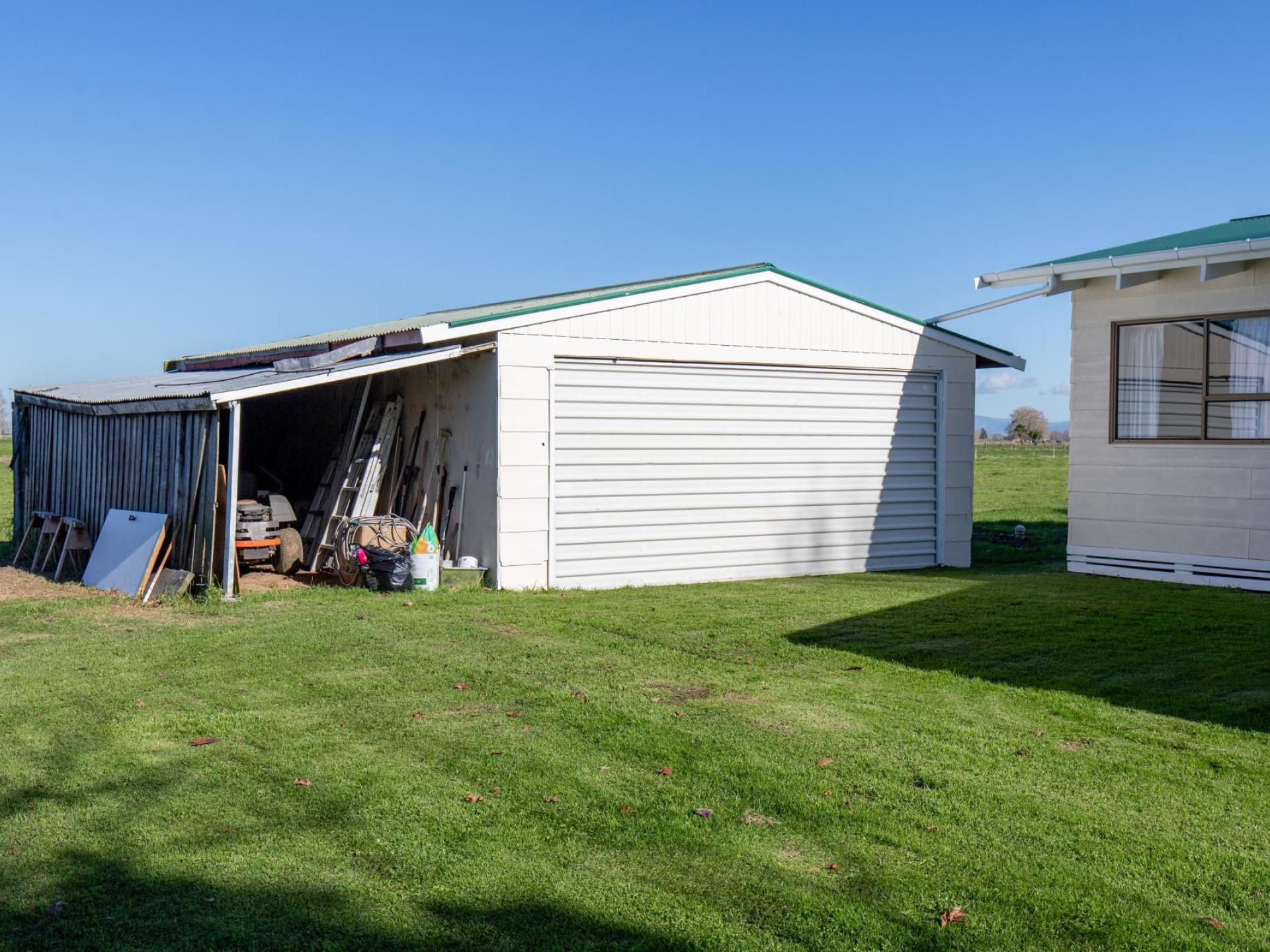 2080 State Highway 25, Orongo