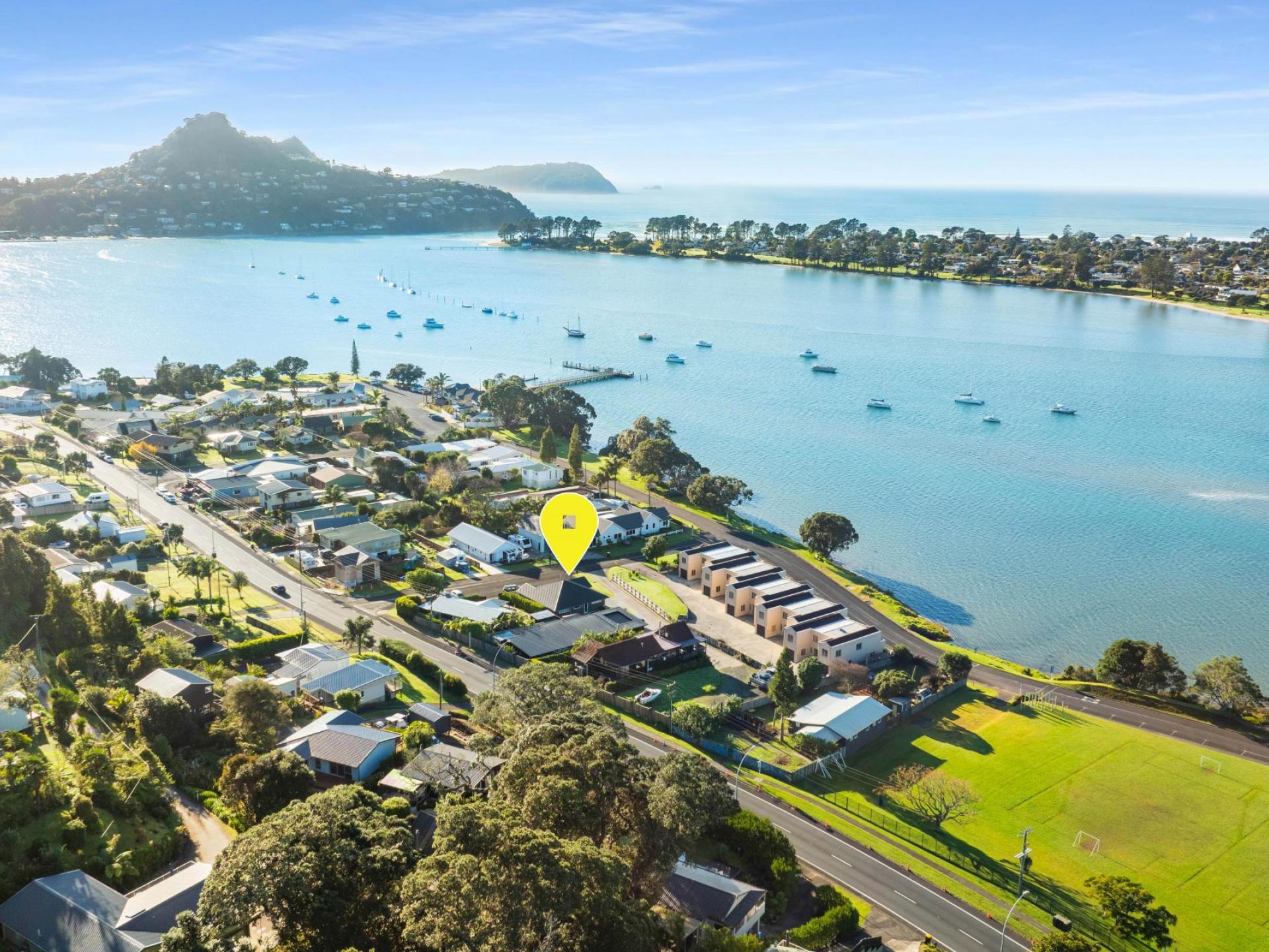 8 Grey Avenue, Tairua