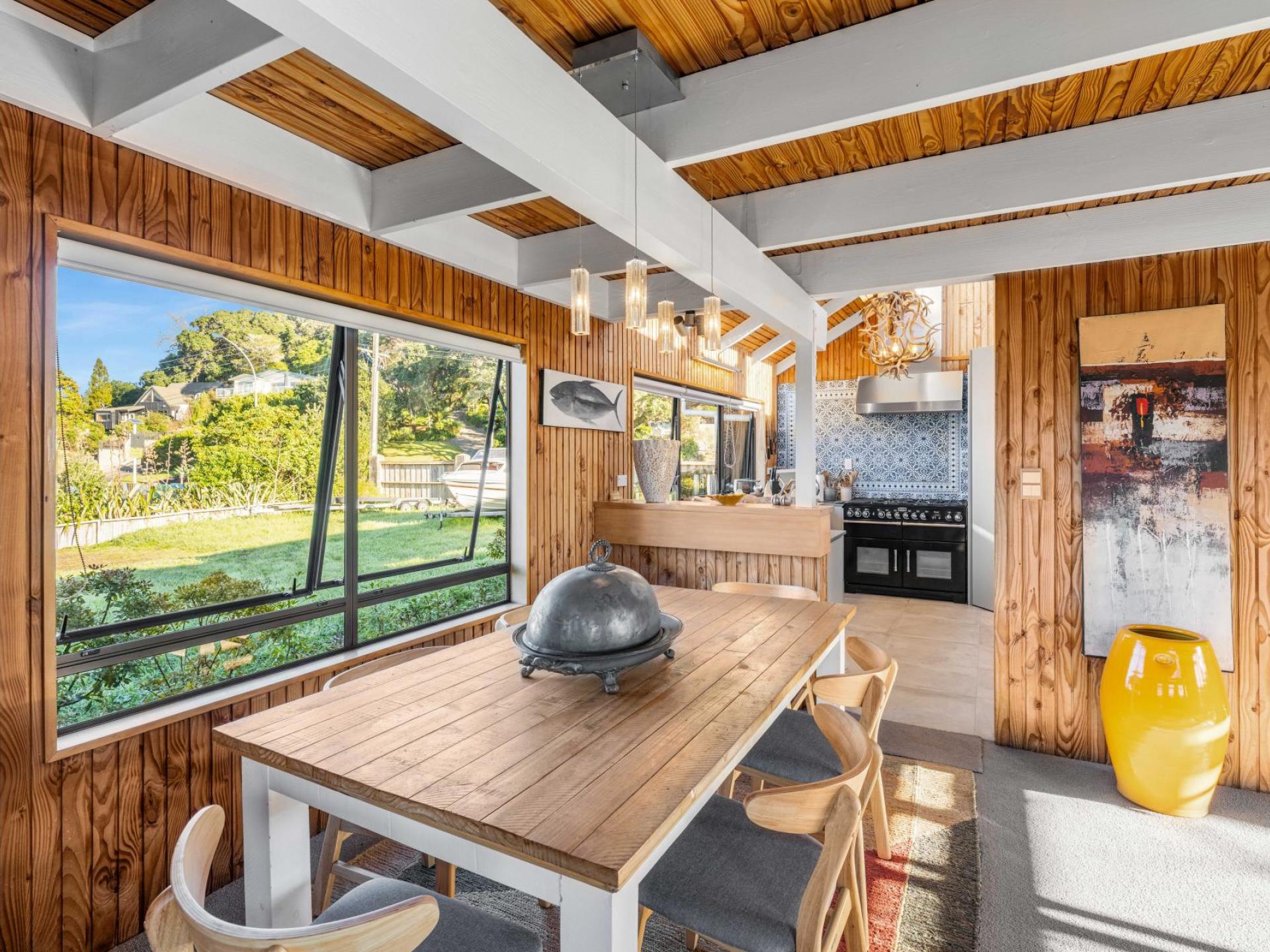 8 Grey Avenue, Tairua