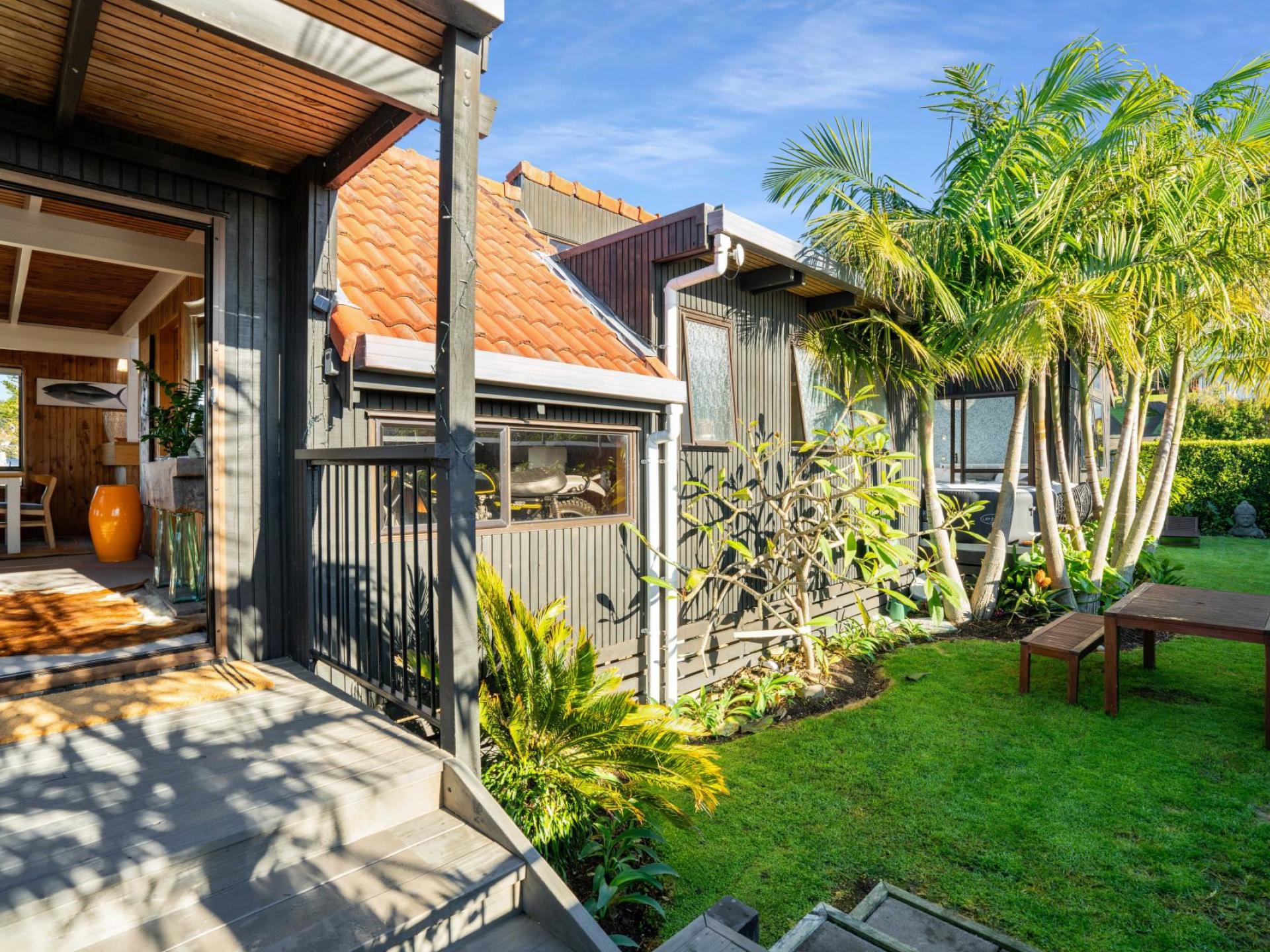 8 Grey Avenue, Tairua