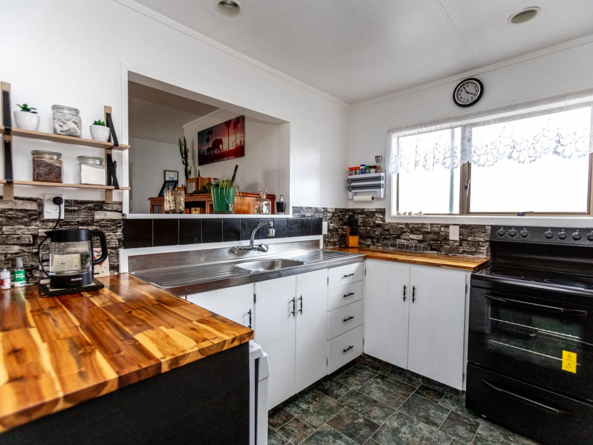 78 Station Road, Paeroa