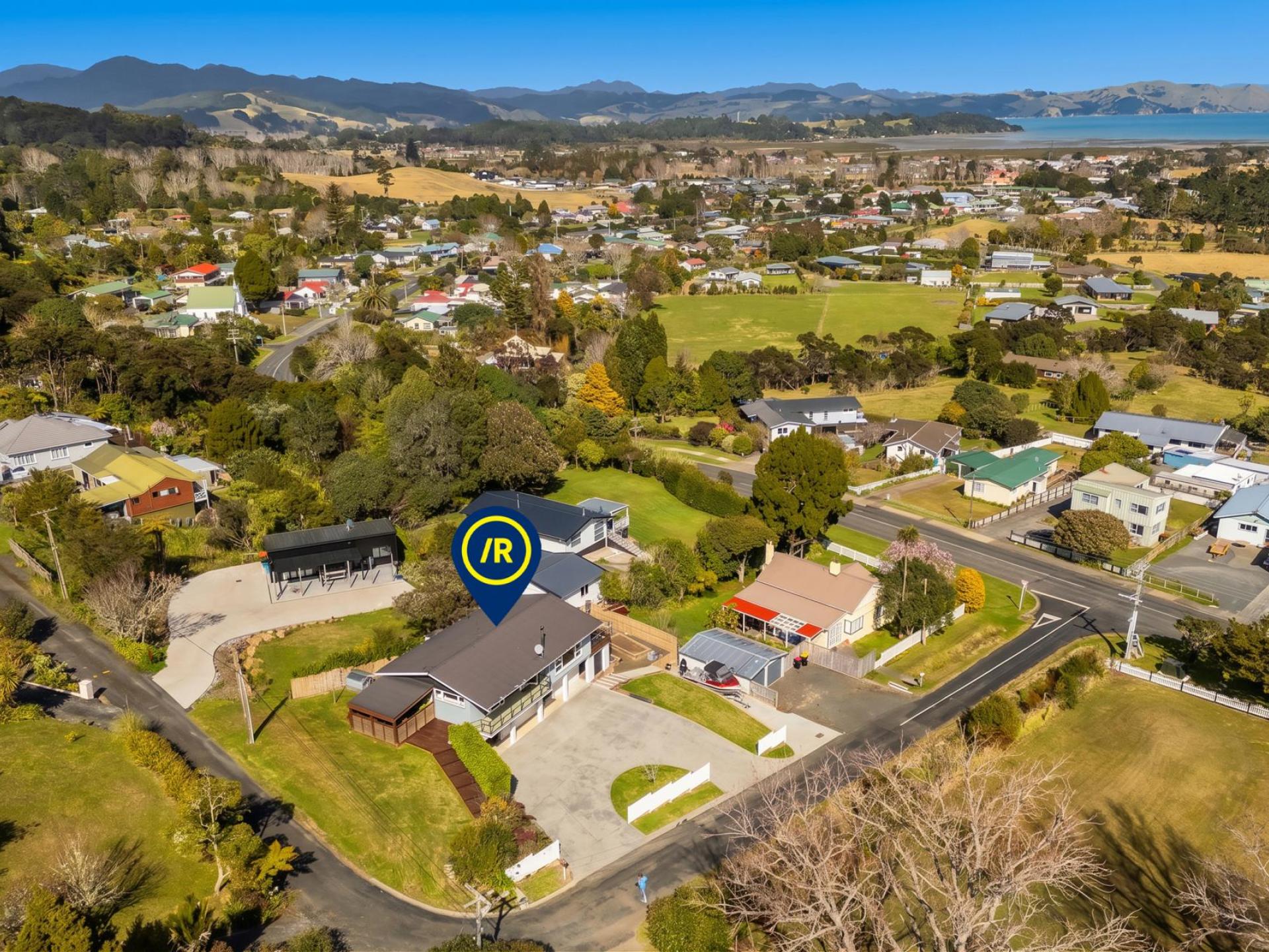 54 Main Street, Coromandel