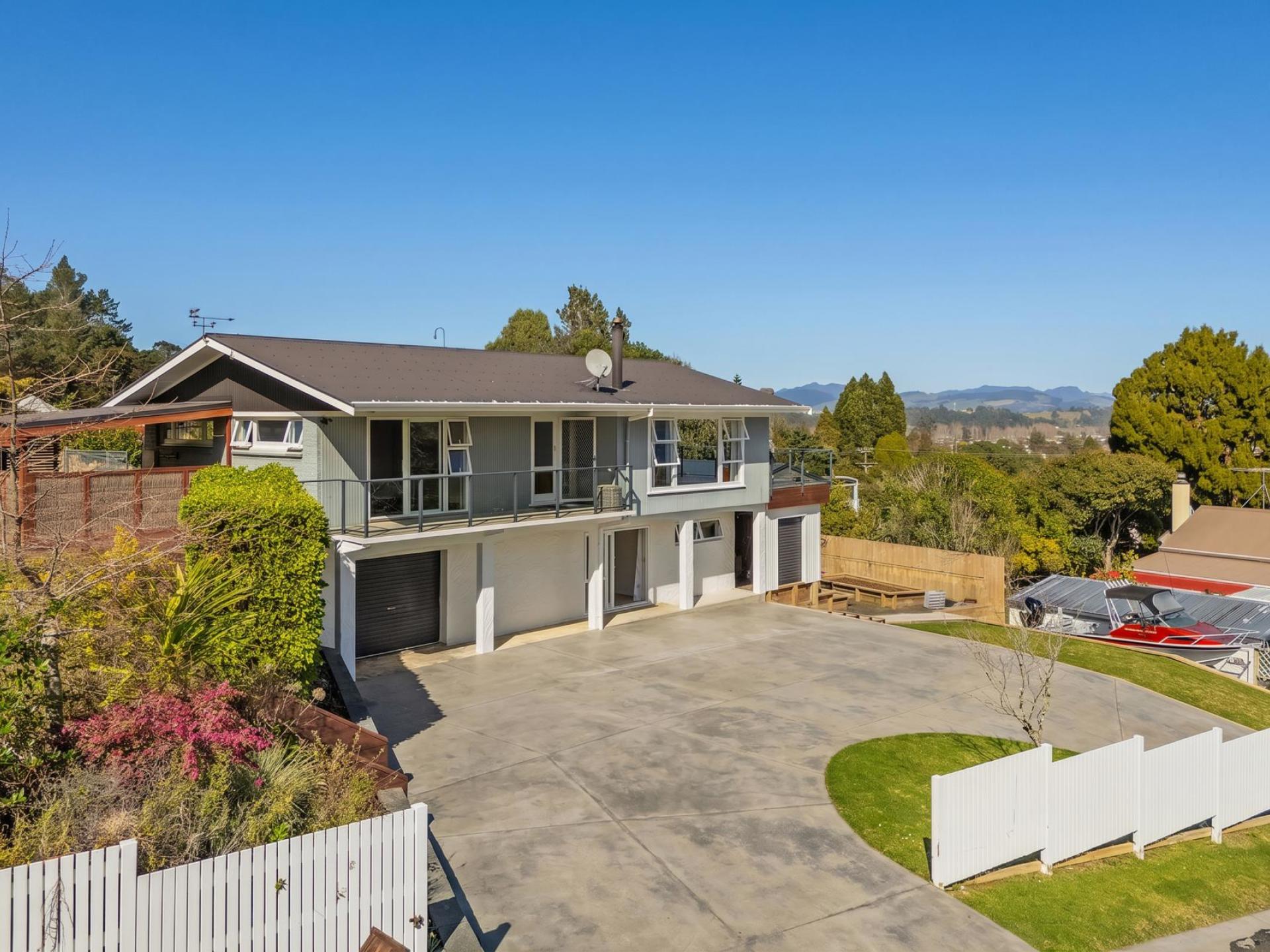 54 Main Street, Coromandel