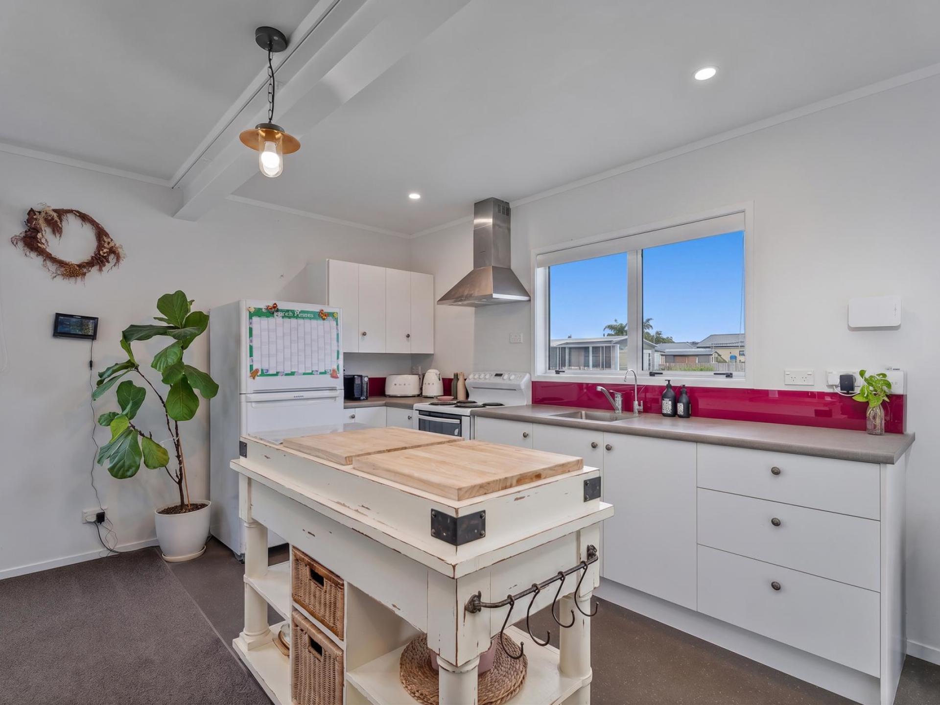 24 Wells Place, Whitianga 24 Wells Place, Whitianga
