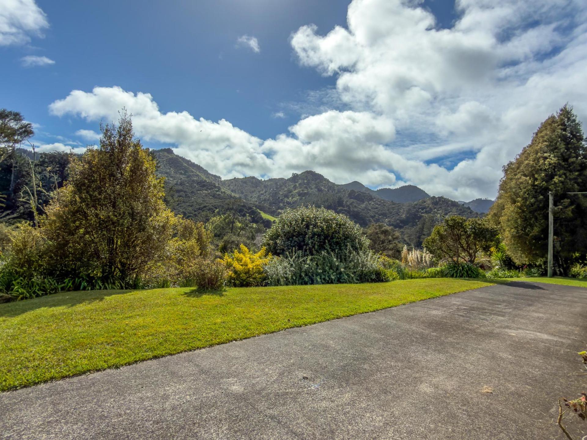 174 Tapu Coroglen Road, Thames