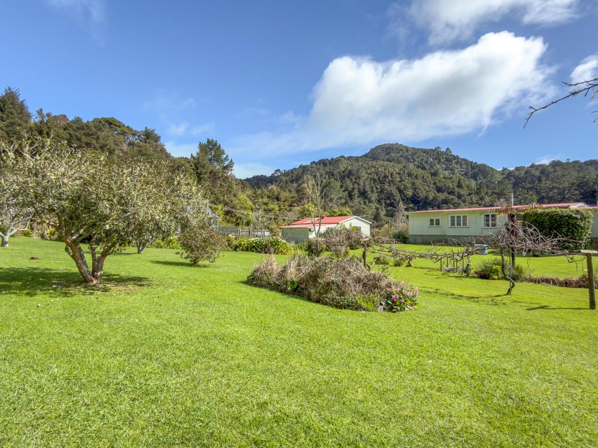 174 Tapu Coroglen Road, Thames