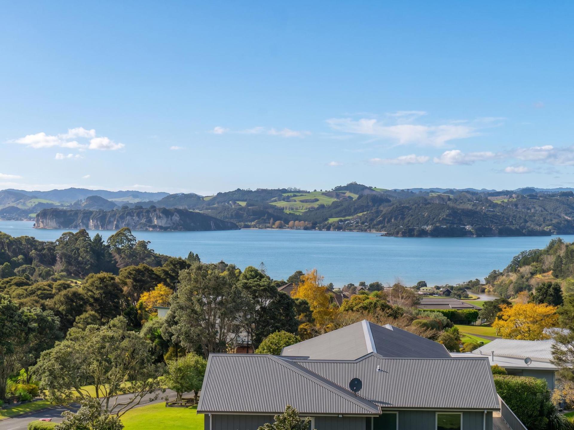 75 Tarapatiki Drive, Whitianga 75 Tarapatiki Drive, Whitianga