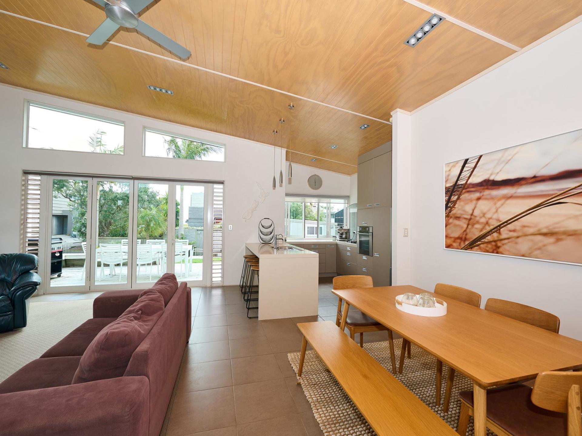 156 Sands Crescent, Matarangi