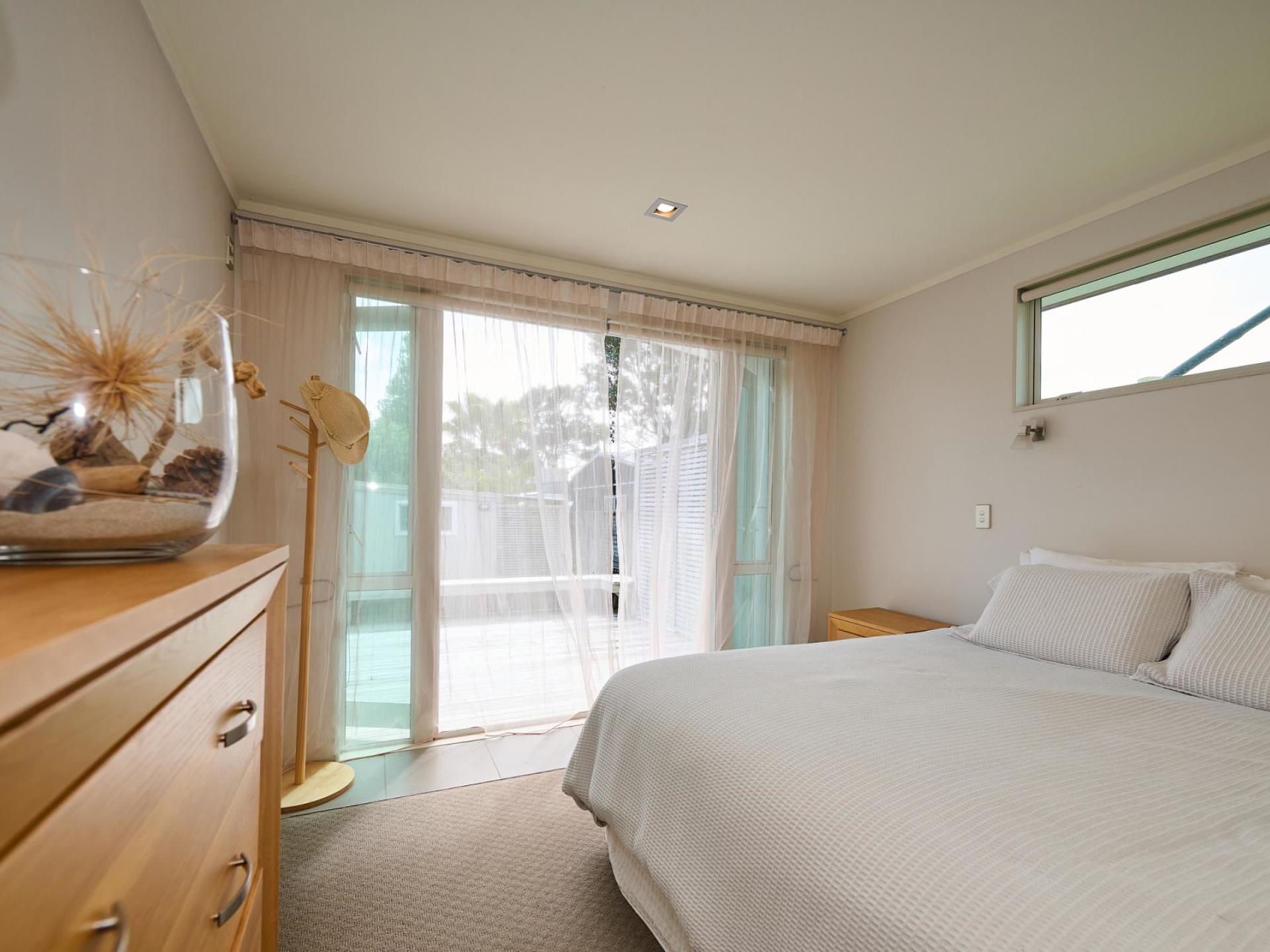 156 Sands Crescent, Matarangi