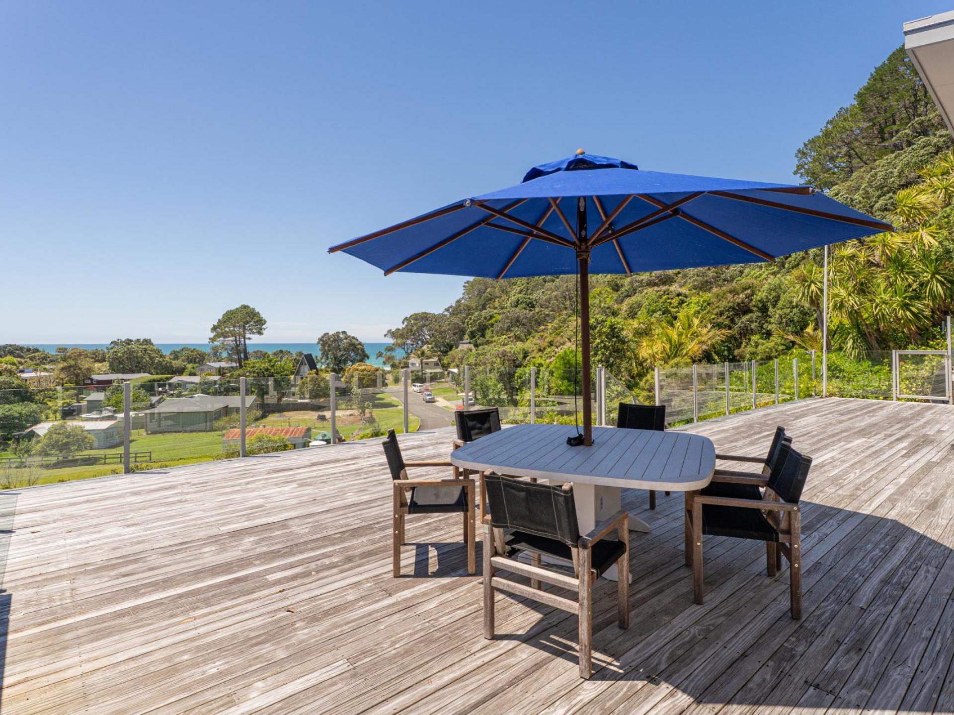 102 Tangiora Avenue, Whangapoua