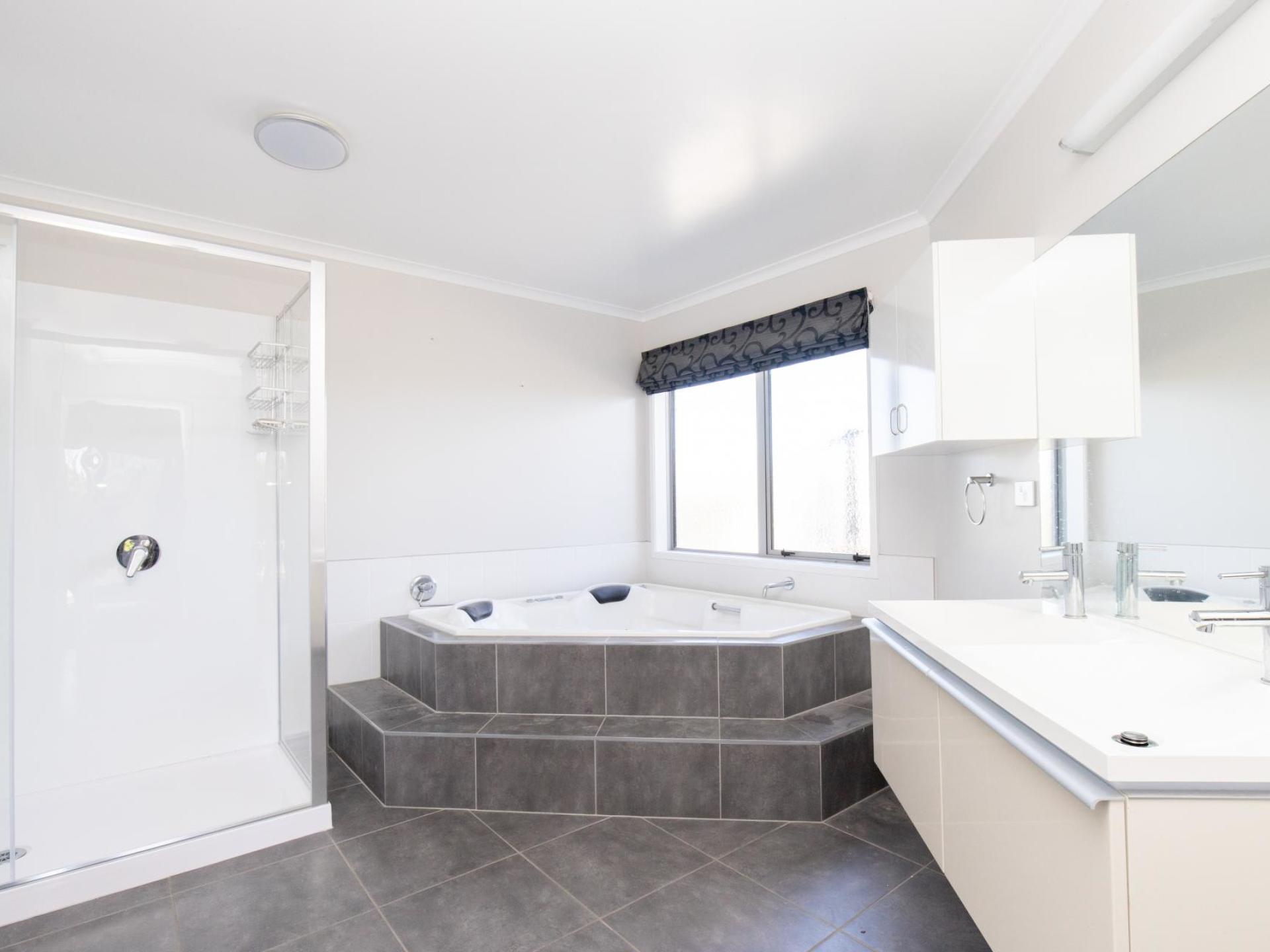204 Hopai Road East, Ngatea 204 Hopai Road East, Ngatea