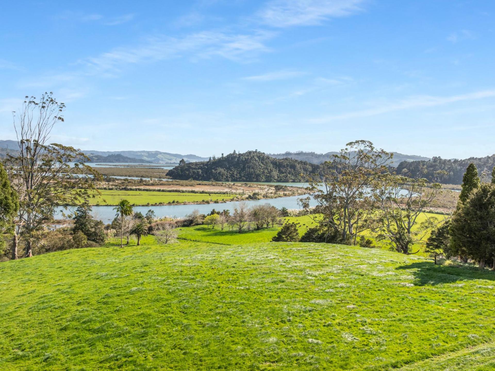 90 Camp Road, Coroglen, Whitianga