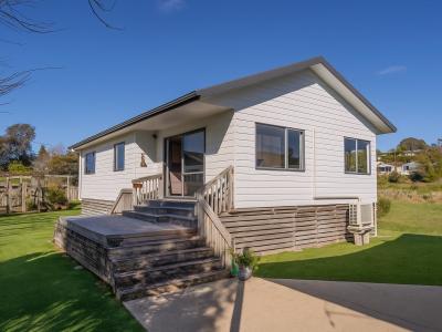 30 Captain Cook Road
