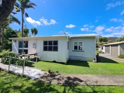 2225 Tiki Road