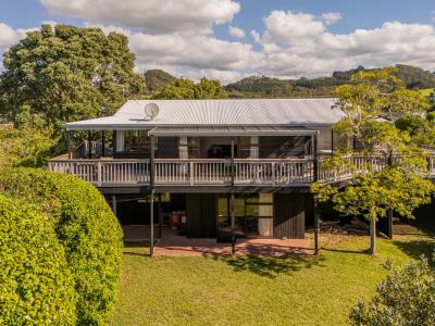 69 Captain Cook Road