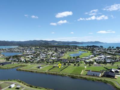 330 Harbour Drive East