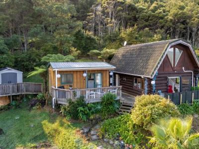Unit 15, 600 Hikuai Settlement Road