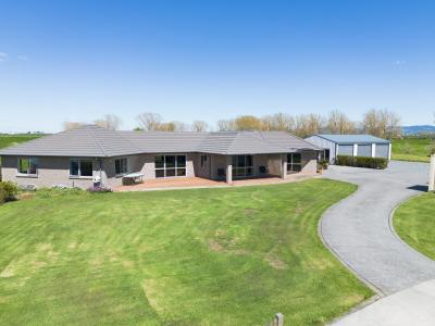 204 Hopai Road East