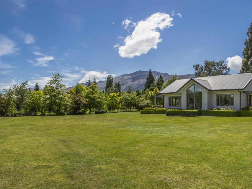 570 Speargrass Flat Road, Lake Hayes Queenstown Property for Sale