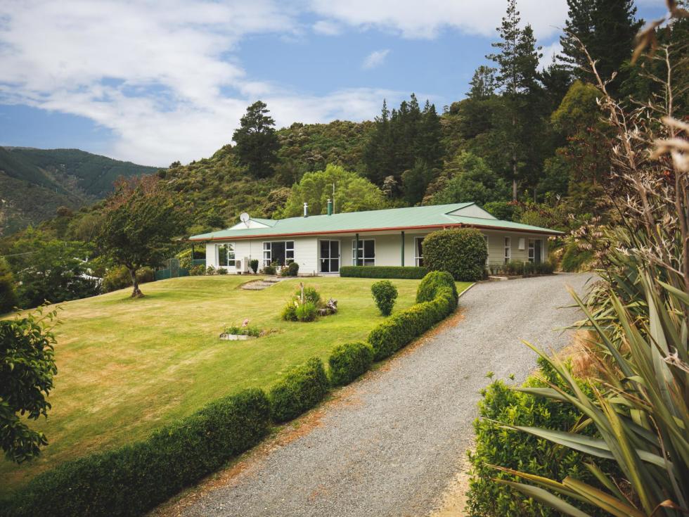 83 Te Hora Pa Road, Canvastown, Havelock Marlborough Property for Sale