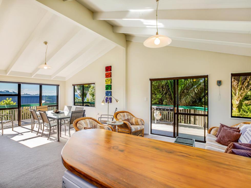 21 Waiheke Road, Waiheke Island Property for Sale