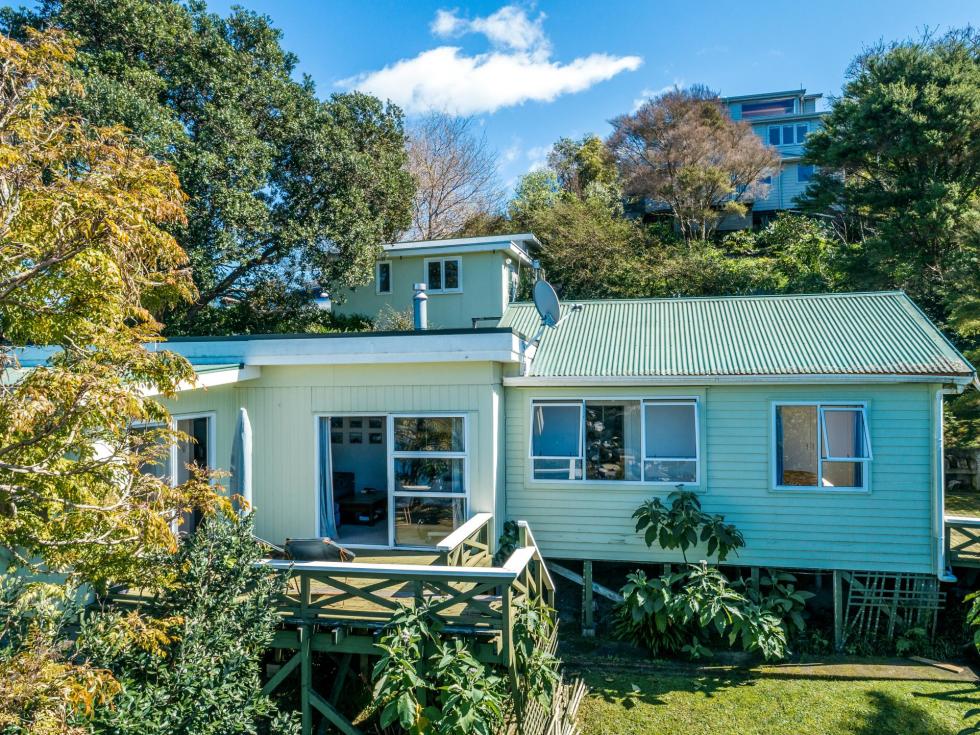 29 Burrell Road, Oneroa Waiheke Island Property for Sale