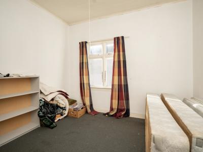 65 Centre Street, Strathern