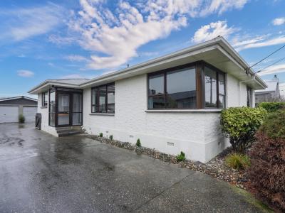 86 Edinburgh Crescent, Waikiwi