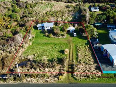 36-antrim-street-waikawa-valley