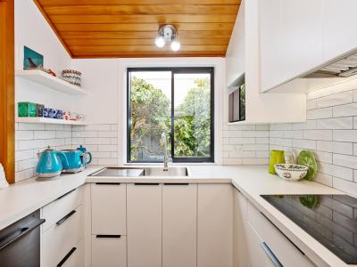 111/2 Grey Street, Gladstone