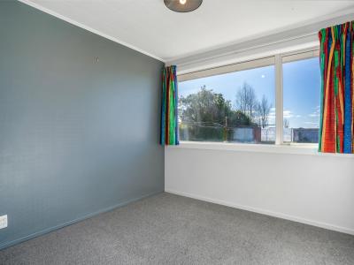 50 Dejoux Road, Winton