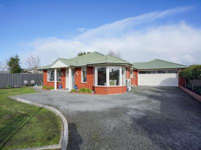 11-kakapo-street-waikiwi