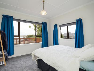 12 Walker Street, Bluff