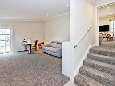 12 Herbert Street, Gladstone