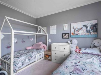 1 Green Lane, Riverton