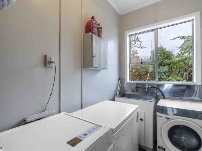 1 Green Lane, Riverton
