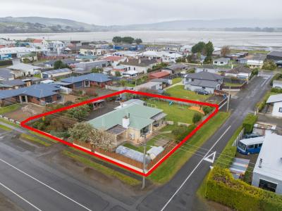 1 Green Lane, Riverton