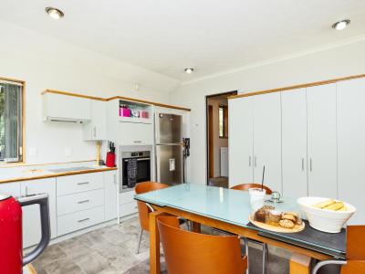 17 Korimako Avenue, Otatara