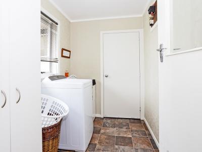 105 Cunningham Crescent, Grasmere
